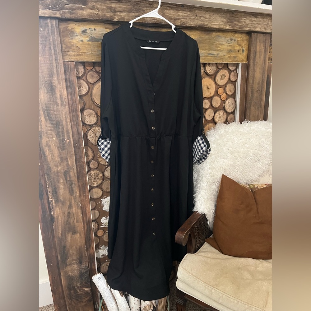 Bloom Chic Maxi dress size 22-24